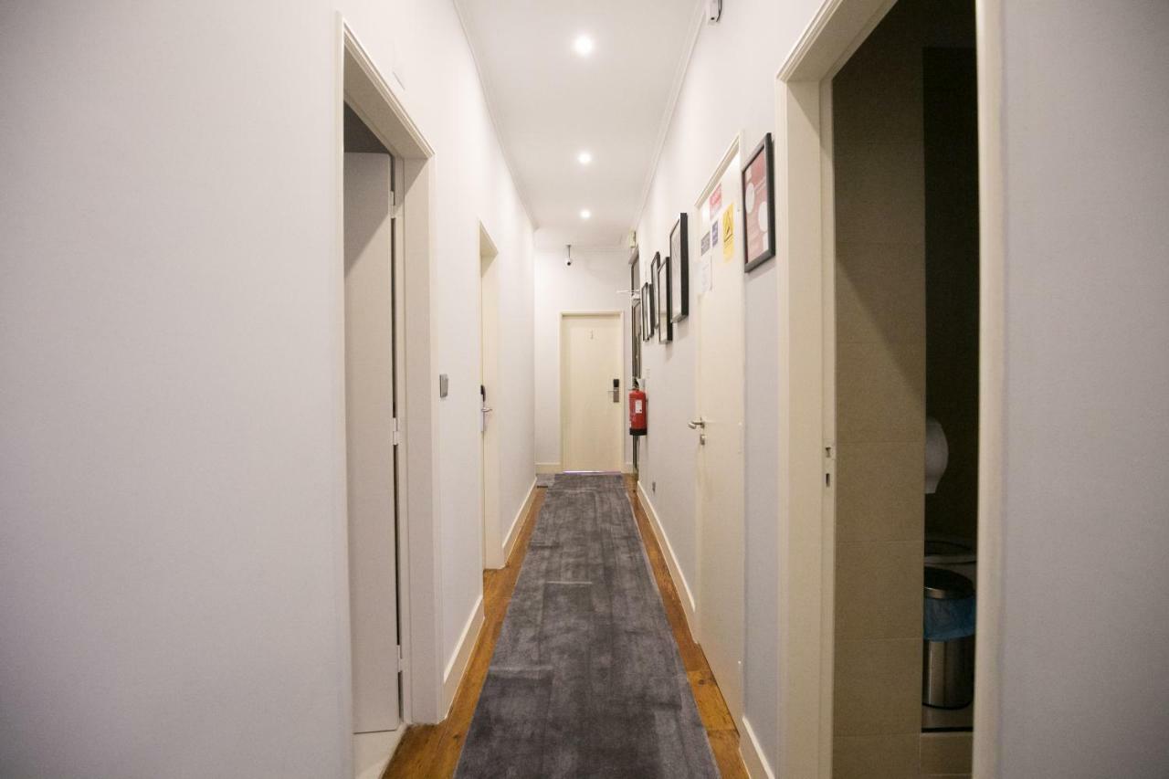 Апартаменты Rua Luciano Cordeiro Bhuiyan Family Host Лиссабон Экстерьер фото
